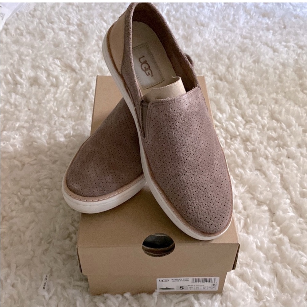 UGG Women's Adley Perf Beige Slip-On Sneakers new in box